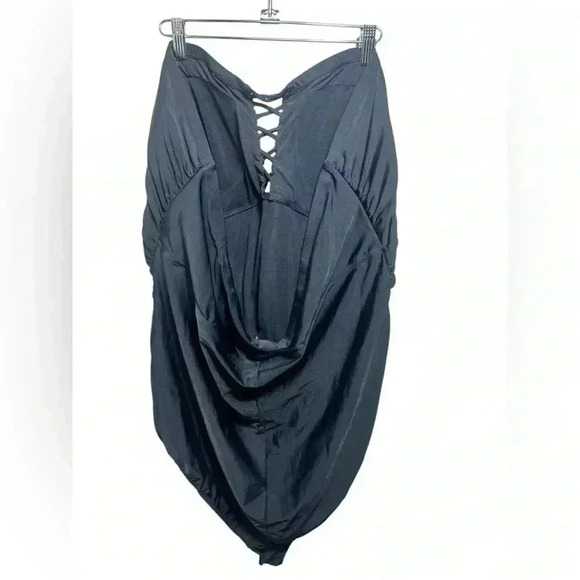 Slim Fix Wireless Lattice Front One Piece Swimsuit* please read details - Picture 4 of 8